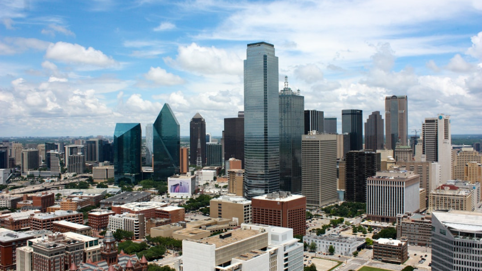 dallas texas skyline