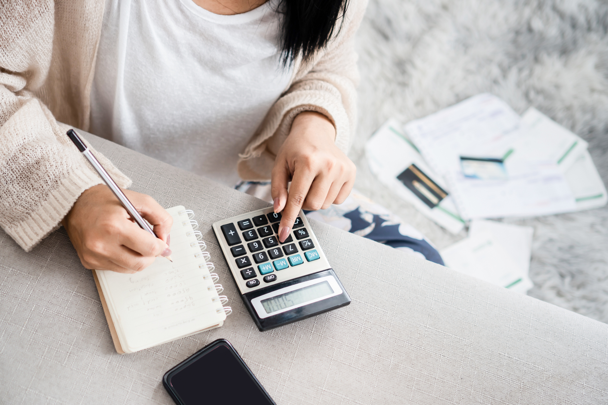 5 Tips to Live Within Your Means After Moving